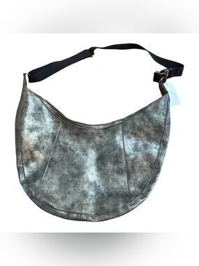 Metallic Slouchy Shoulder Bag Silver Gray Casual Chic New With Tags